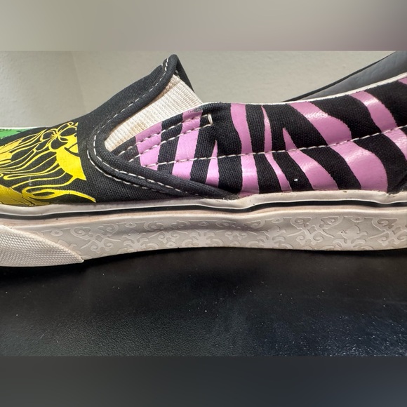 Vans Classic Slip-On Patchwork Floral Zebra Crayola Sneakers - Multicolor - Picture 6 of 8